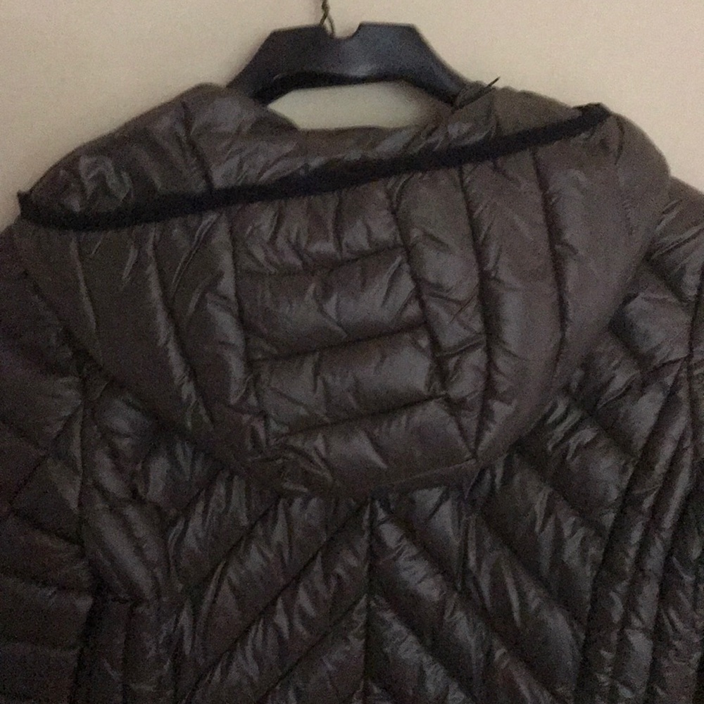 NWT Michael Kors down coat - Picture 4 of 8